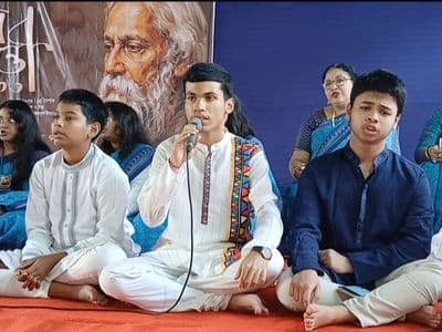 ময়মনসিংহে নানা আয়োজনে রবীন্দ্র জয়ন্তী পালন