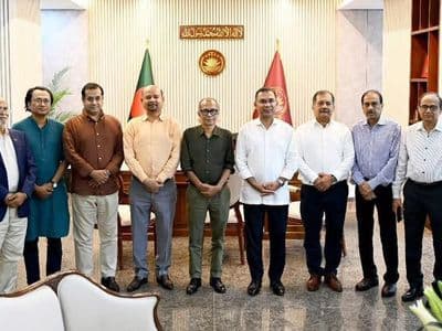 প্রধানমন্ত্রীর সঙ্গে সম্পাদক পরিষদের নেতৃবৃন্দ বৈঠক অনুষ্ঠিত 
