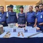 গরুর মাংস কাটার 'খাইট্টা’য় ১৫ টুকরা করা হয় সেই কাস্টমস কর্মীর লাশ