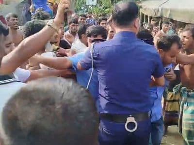 ফুলবাড়ীয়ায় পল্লী বিদ্যুতের তারে শিশুর মৃত্যু,  ডিজিএমসহ ৪ কর্মী অবরুদ্ধ