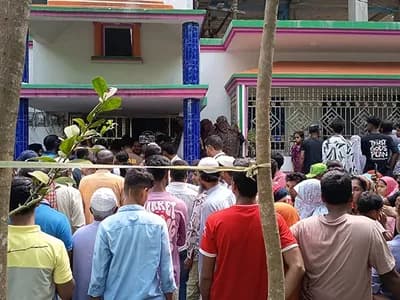 কাপাসিয়ায় স্ত্রী ও সন্তানসহ একই পরিবারের পাঁচজনকে গলা কেটে হত্যা