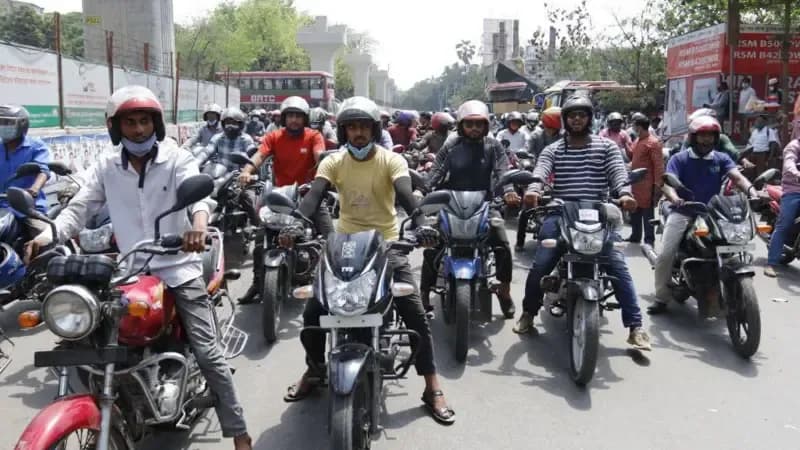 মোটরসাইকেল মালিকদের থেকে অগ্রিম আয়কর কীভাবে নেওয়া হবে