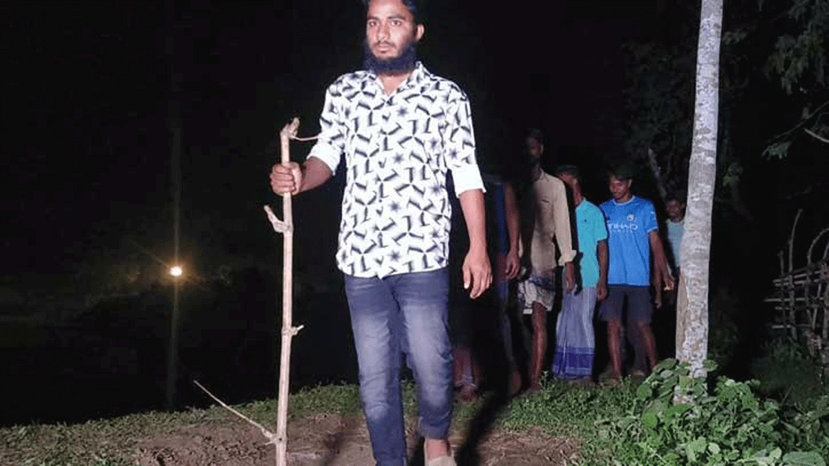 ময়মনসিংহ সীমান্তে ‘পুশইন’ আতঙ্ক, রাত জেগে পাহারা