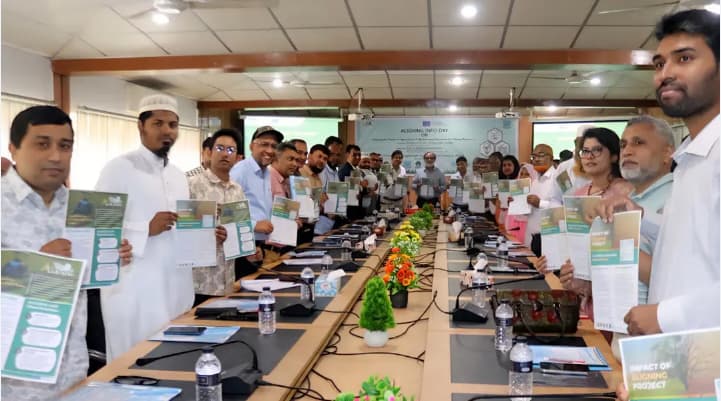 গবেষণার ধারাকে সমৃদ্ধ করতে প্রযুক্তির যথাযথ ব্যবহার গুরুত্বপূর্ণ : বাকৃবি উপাচার্য