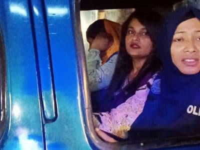 সরকারের সমালোচনা করায় নারীকে পুলিশে দিলেন বিএনপি নেতা-কর্মীরা : কারাগারে প্রেরণ