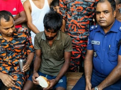 ভালুকায় ২০০ ফুট উঁচু বিদ্যুতের টাওয়ারে যুবক