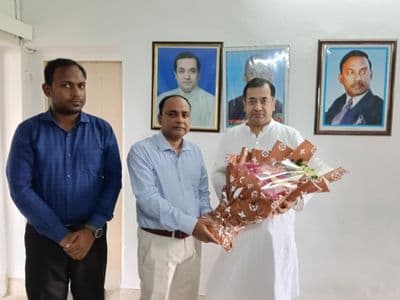 টেকসই উন্নয়নে এলজিইডি’র নির্বাহী প্রকৌশলীকে তথ্য প্রতিমন্ত্রীর নির্দেশনা