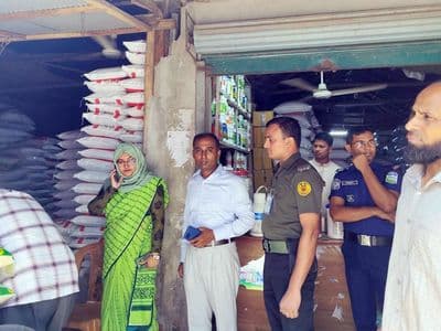 ঈশ্বরগঞ্জে  পশু ও মৎস্যখাদ্য বিক্রেতা ৫ ব্যবসায়ীকে ৫০ হাজার টাকা জরিমানা