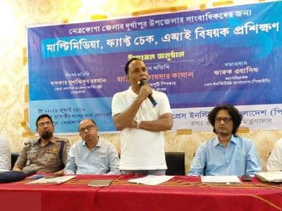 নতুন বাংলাদেশ গড়তে সাংবাদিকদের এগিয়ে আসতে হবে: কায়সার কামাল