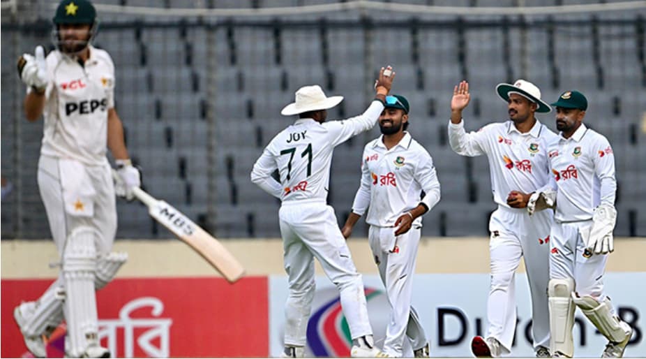 পাকিস্তান ৩৮৬ রানে অলআউট, ২৭ রানের লিড পেলো বাংলাদেশ