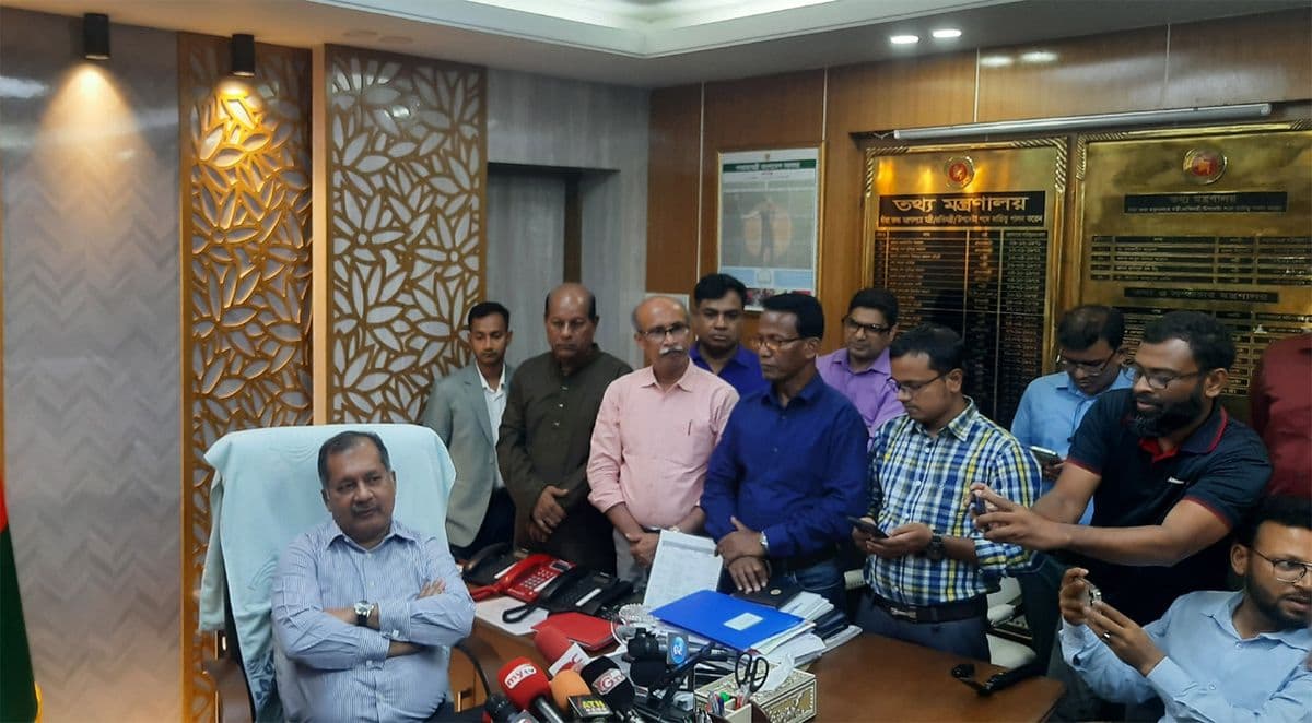 মূলধারার গণমাধ্যমের পেশা চর্চায় অনৈতিক বাধা মোকাবিলায় ‘জিরো টলারেন্স’ : তথ্যমন্ত্রী