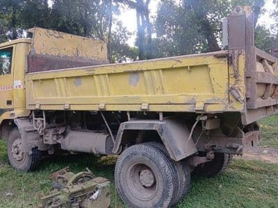 নান্দাইলে চোরাই ডাম ট্রাক উদ্ধারসহ দুই যুবক আটক