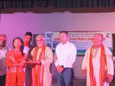 হালুয়াঘাটে গারোদের মাঝে প্রধানমন্ত্রীর উন্নয়ন সহায়তা প্রদান