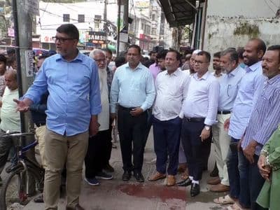 ড্রেন দখল করে ভবন নির্মাণ, অভিযানে ময়মনসিংহ সিটি করপোরেশন