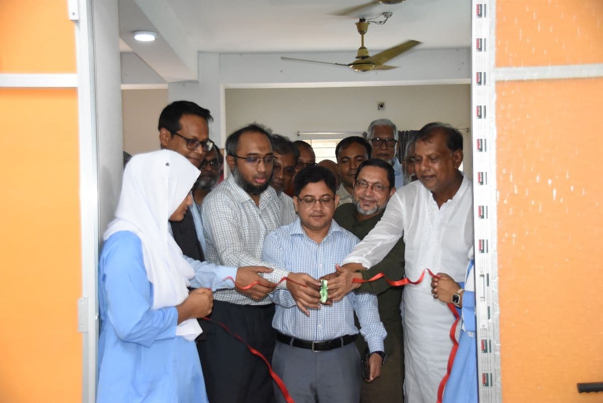বাস চালকদের বিনামূল্যে চক্ষু সেবা প্রদানে ময়মনসিংহে ভিশন সেন্টার উদ্বোধন