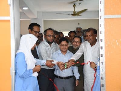 বাস চালকদের বিনামূল্যে চক্ষু সেবা প্রদানে ময়মনসিংহে ভিশন সেন্টার উদ্বোধন