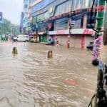 ময়মনসিংহে ৮ ঘণ্টায় ১৭৪ মিমি বৃষ্টিপাত রেকর্ড : নগরীতে জলাবদ্ধতায় নগরবাসীর দুর্ভোগ : শিশুর মৃত্যু