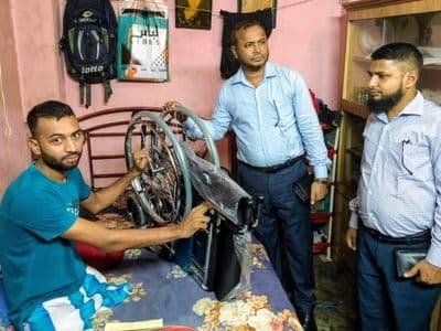 দুর্ঘটনায় ২ পা হারানো সাগরের পাশে ময়মন‌সিংহ জেলা প্রশাসন