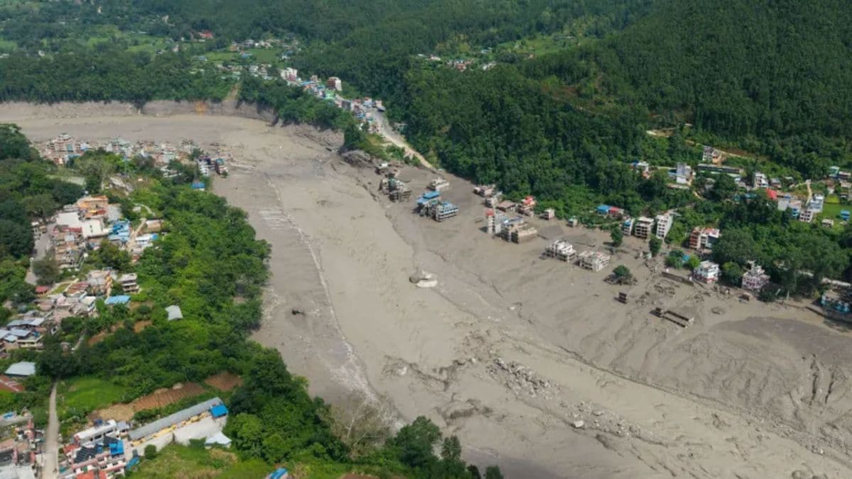 নেপাল-তিব্বতে বন্যায় নিহত বেড়ে ৪৬৯, নিখোঁজ ১৫০০