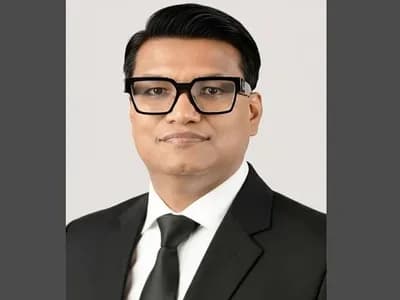 সারের লাইসেন্স নিয়ে অনিয়মের অভিযোগ, প্রশাসনকে হুঁশিয়ারি এমপি বাবুর