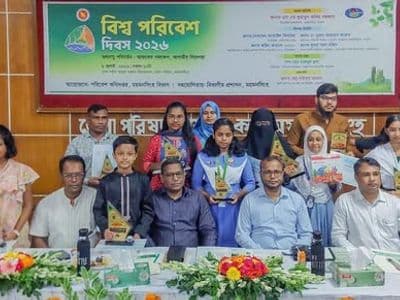 জলাবদ্ধতার জন্য শুধু প্রশাসন নয়, নিজেদের অসচেতন কর্মকাণ্ড দায়ী : বিভাগীয় কমিশনার