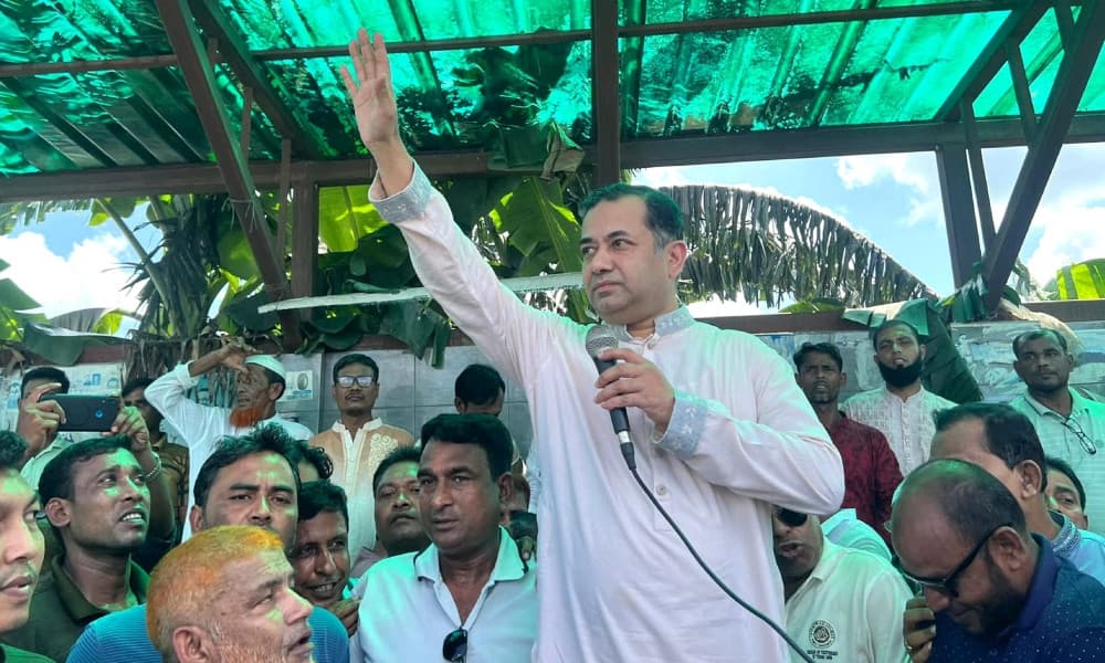দেশকে অস্থিতিশীল করার চেষ্টা করলে কাউকে ছাড় দেওয়া হবে না : তথ্য প্রতিমন্ত্রী