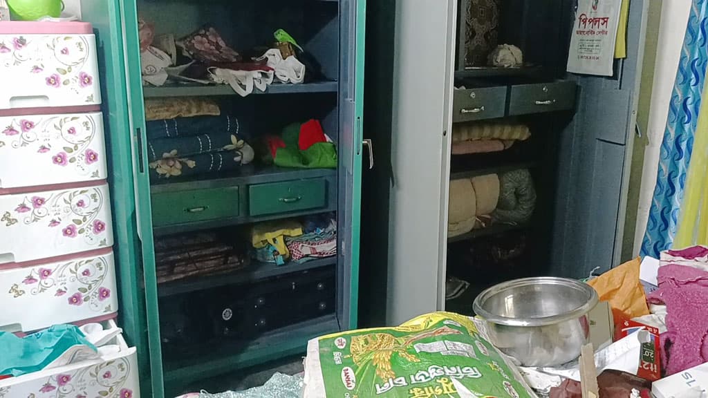 ত্রিশালে মডেল মসজিদের ইমামের বাসায় দিন-দুপুরে চুরি